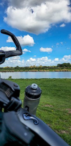 Die Radanreise startet an der Kleinen Weser in Bremen