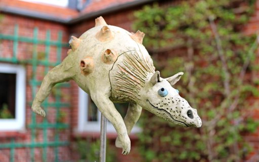 Fantasiewesen als Garten-Dekoration