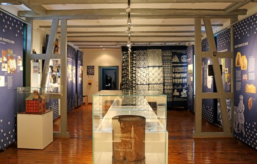 Blick in die Blaudruck-Ausstellung