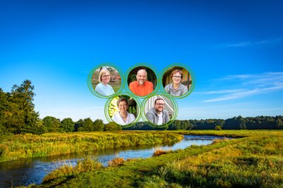Das Team vom Touristikverband Landkreis Rotenburg (Wümme) dargestellt mit Portraits in Kreisen auf einer weiten Landschaft
