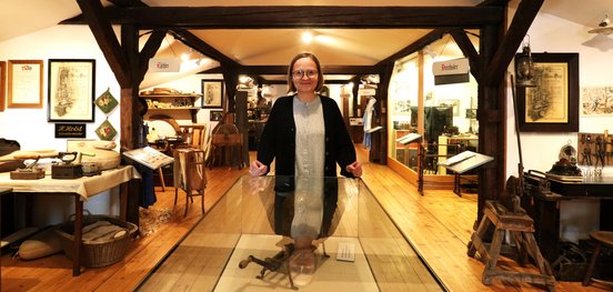 Kerstin Thölke in "ihrem" Museum