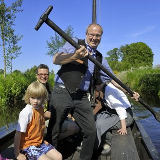 Torfkahnfahrt im Landkreis Rotenburg (Wümme)