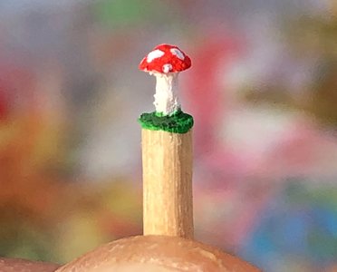 Pilzskulptur aus einem Zahnstocher, Foto: Ragna Reusch