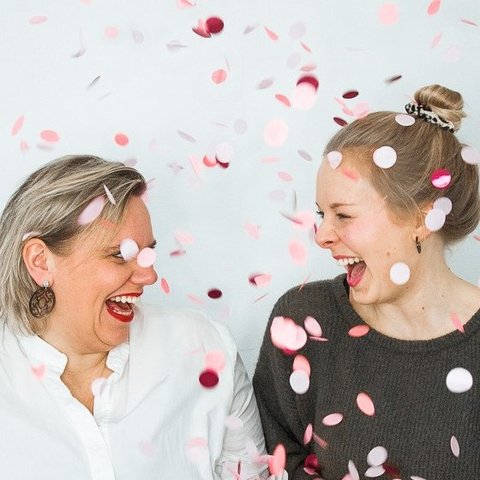 Clara und Svenja Clara und Svenja