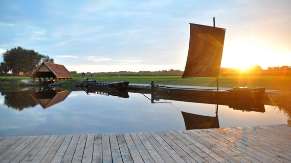 Romantischer Sonnenuntergang am Torfkahnhafen, Foto: Thomas Schmidt - Bremervörder Zeitung