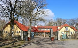 Das Gebäude vom LandPark Lauenbrück Das Gebäude vom LandPark Lauenbrück