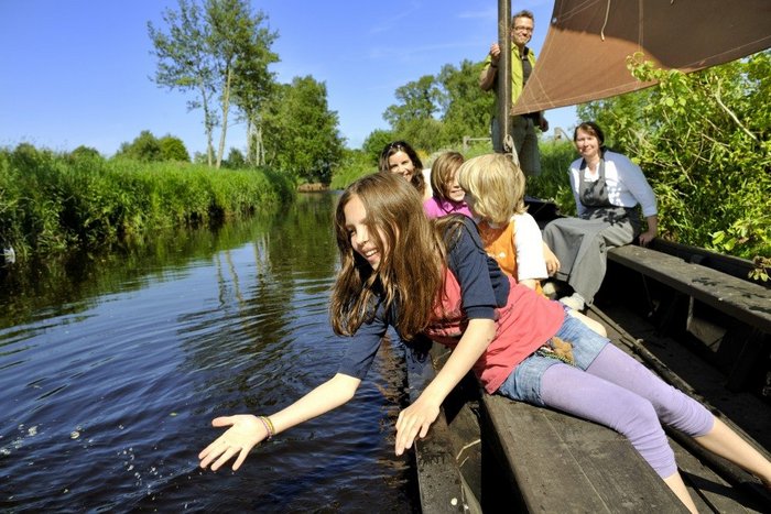 Torfkahnfahrt mit der Familie, Foto: Andreas Ditttmer