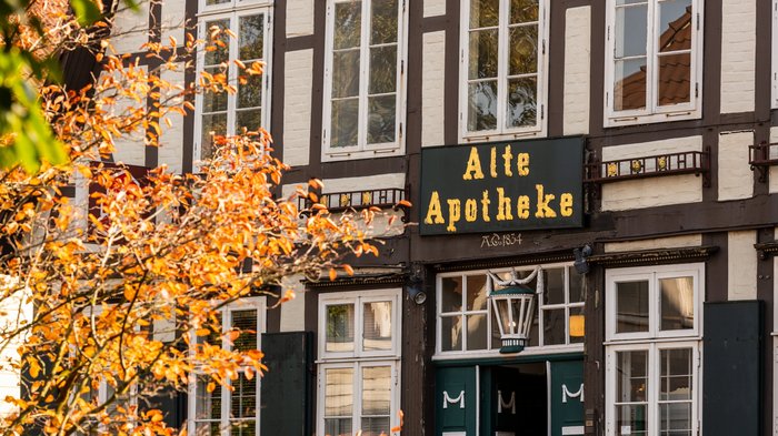 Blick auf die Alte Apotheke in Rotenburg im Herbst, Foto: Markus Tiemann - Stadt Rotenburg (Wümme)